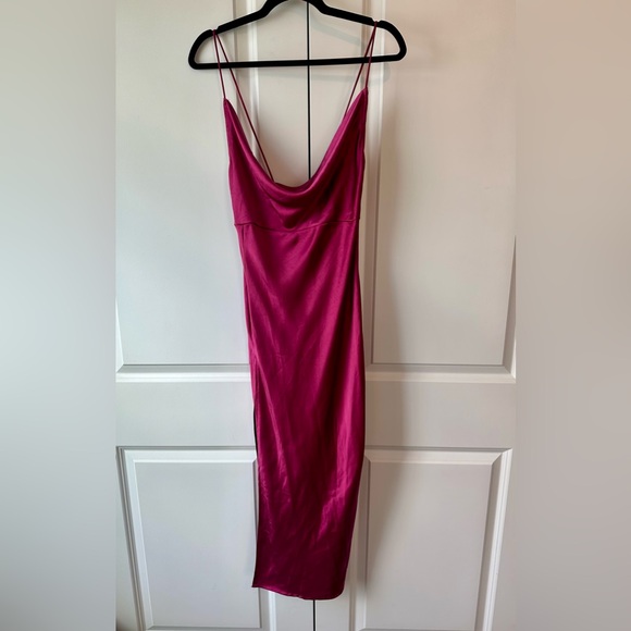 Princess Polly Lioness Walk The Line Maxi Dress Magenta NWT (Size 4) - Picture 2 of 11